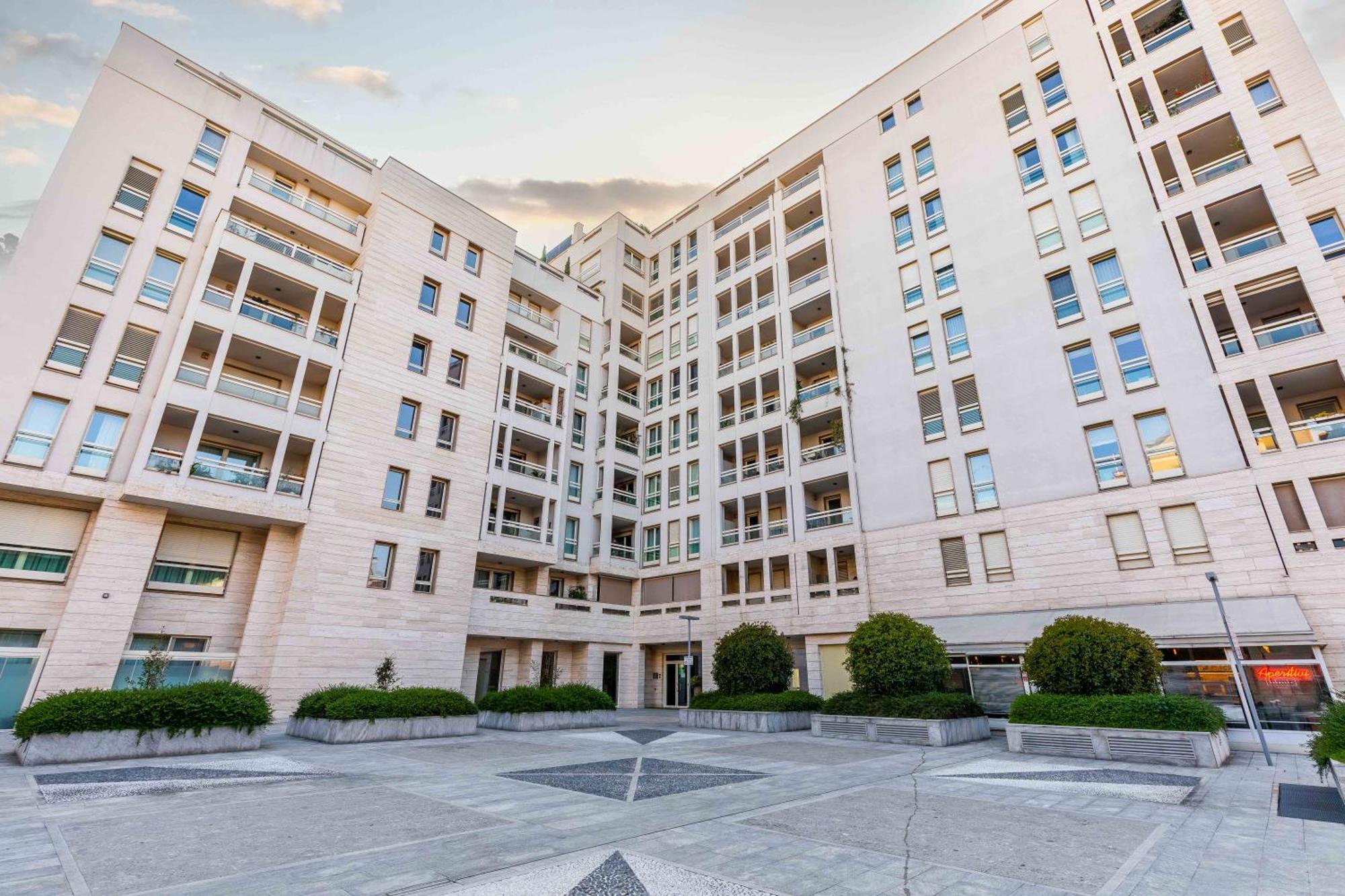 Luxury Apartment - Free Private - Parking Maestri Campionesi 16 Milano Esterno foto
